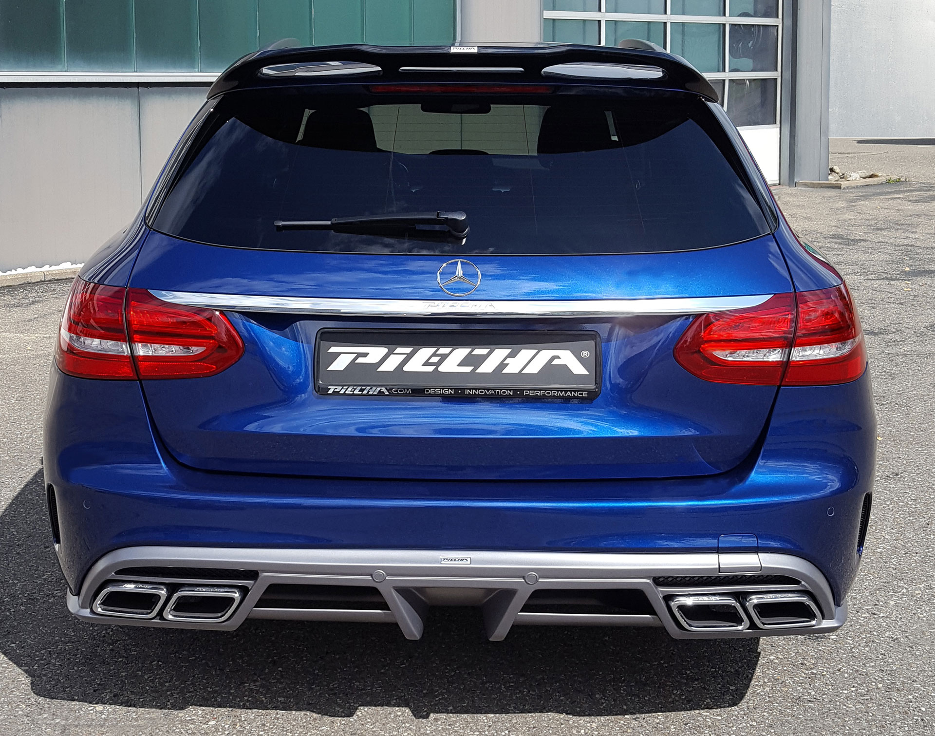 PIECHA RS-R roof spoiler for T-Model